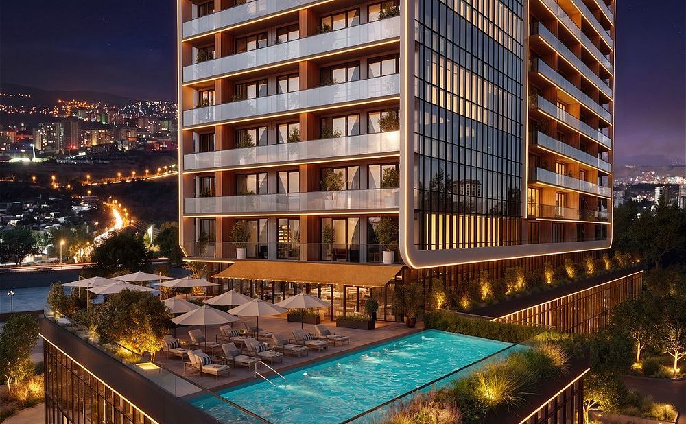 Открытый бассейн в комплексе Palladium Riverside